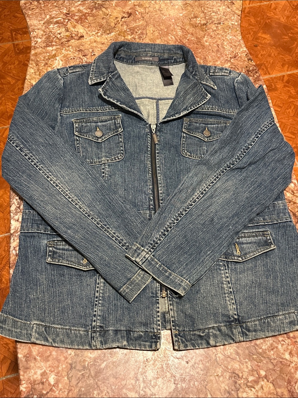 Liz Claiborne Women's Denim zip Jacket - Picture 17 of 17